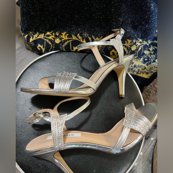 Nina silver heels - Picture 2 of 6